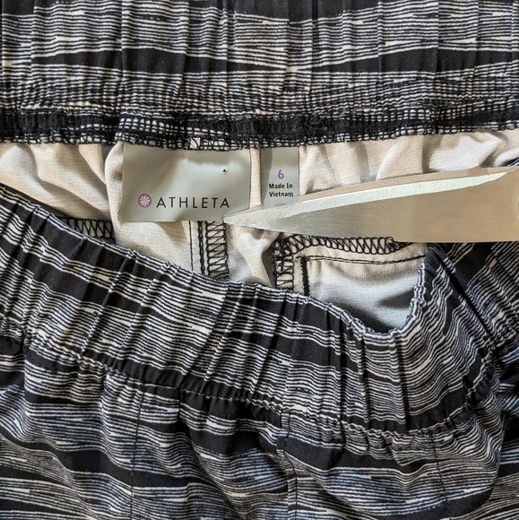 Athleta Ariel Aspire Ankle Pant Patterned Joggers Size 6 Black and White - Picture 8 of 12